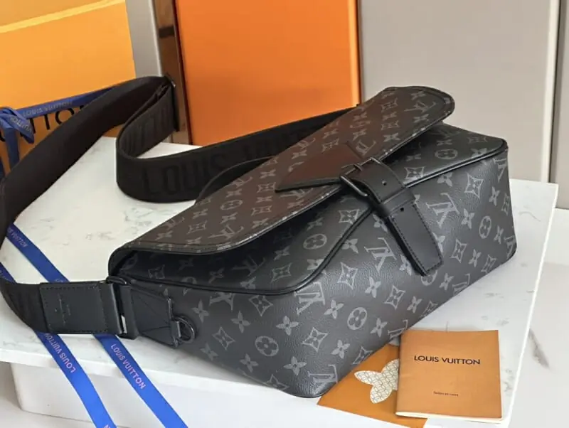 louis vuitton aaa homme mini sac a main s_12103532